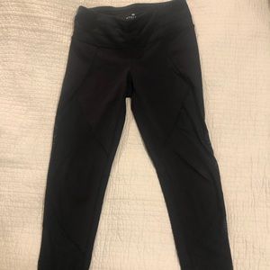 Athleta XXS Cropped Black Leggings